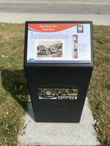 interpretive signs Lincoln Highway